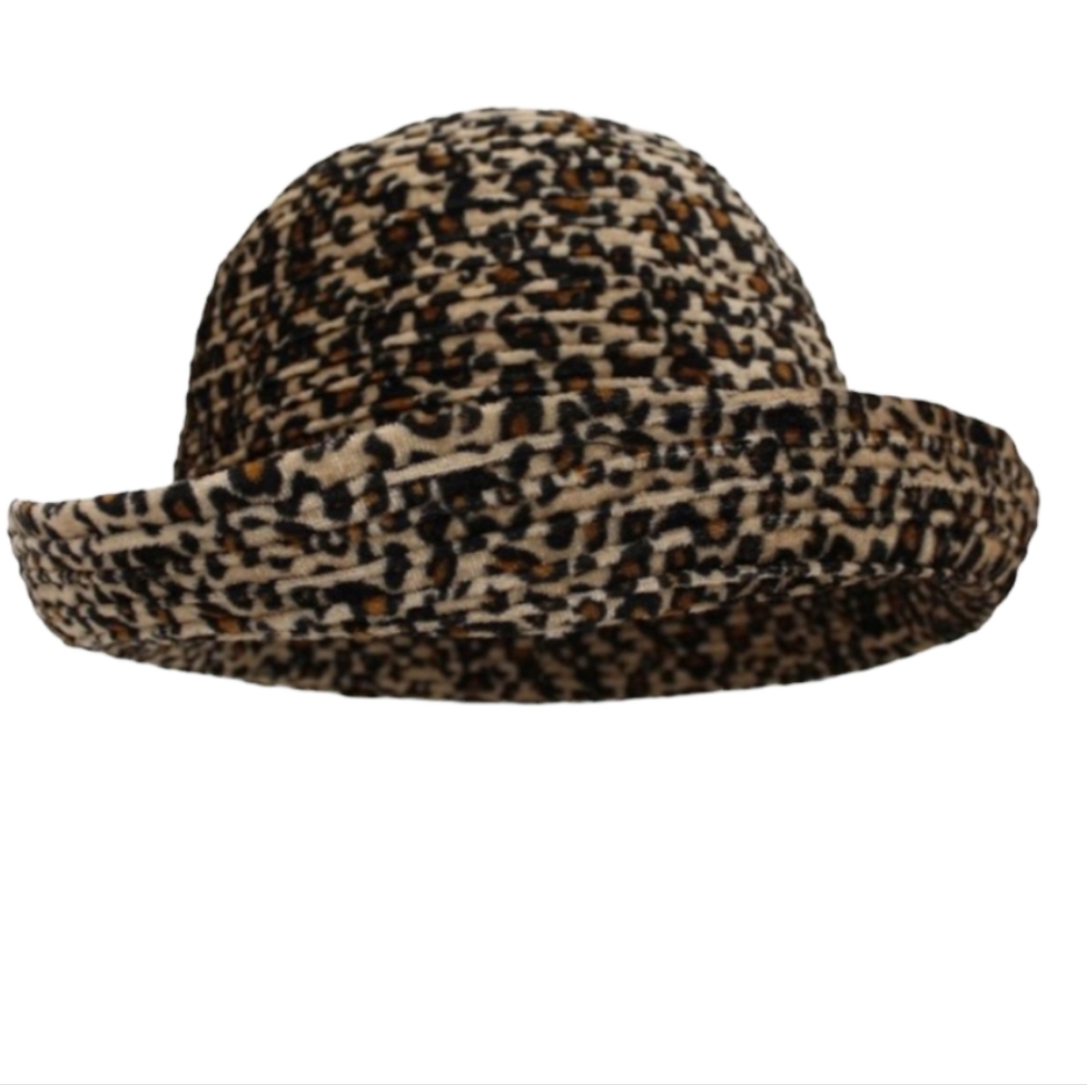 90s Retro Cheetah Bucket Hat